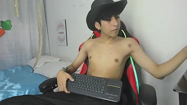 julian xx online show from 04-04-26, 07:11