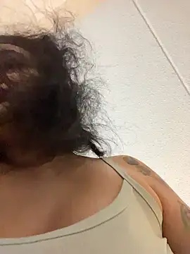 LadyxOnyx online show from 01-12-26, 05:07