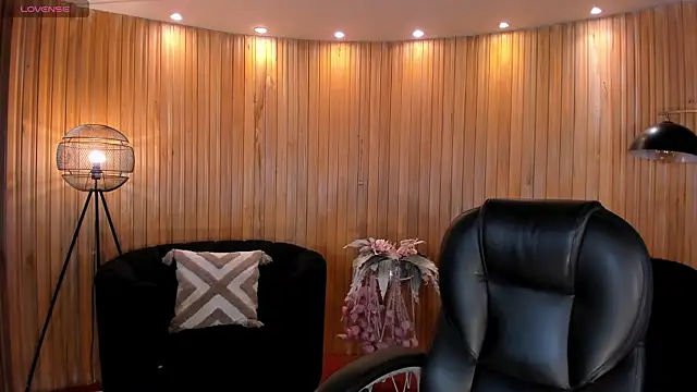 KayraLanne online show from 07-16-26, 04:07