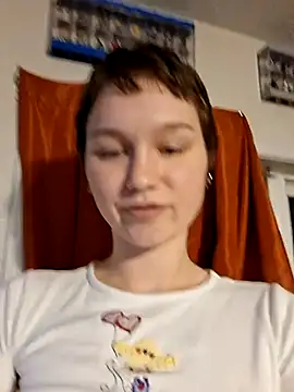 Snapshot of SugarNCinnamon chatting on 05-15-26, 11:34 SugarNCinnamon online show from 05-15-26, 11:34