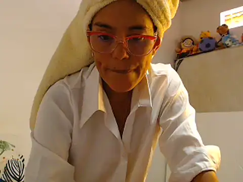 Snapshot of Elizabeth_manzon chatting on 07-16-26, 07:53 Elizabeth manzon online show from 07-16-26, 07:53