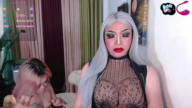 QueensOfcum online show from 03-27-26, 01:44