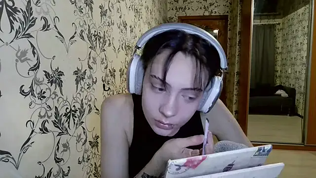 LxayBloom online show from 04-04-26, 01:37