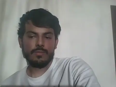 Snapshot of Mateotubbe chatting on 06-19-26, 10:24 Mateotubbe online show from 06-19-26, 10:24