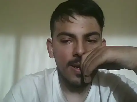 Snapshot of Mateotubbe chatting on 06-29-26, 10:10 Mateotubbe online show from 06-29-26, 10:10