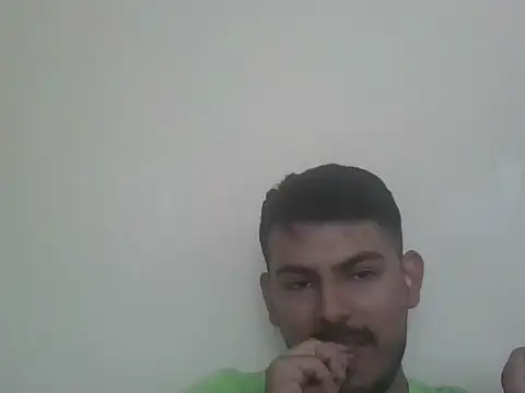 Snapshot of Mateotubbe chatting on 07-01-26, 09:14 Mateotubbe online show from 07-01-26, 09:14