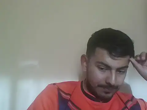 Snapshot of Mateotubbe chatting on 07-02-26, 09:54 Mateotubbe online show from 07-02-26, 09:54