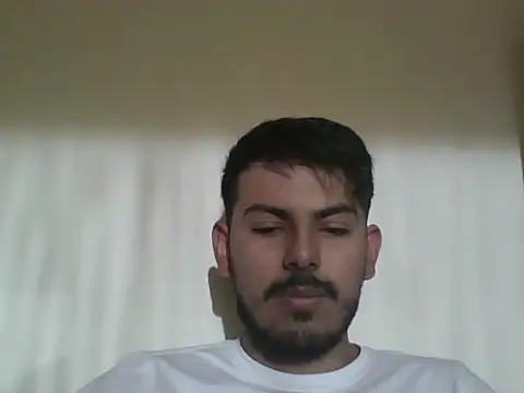 Snapshot of Mateotubbe chatting on 07-13-26, 10:12 Mateotubbe online show from 07-13-26, 10:12