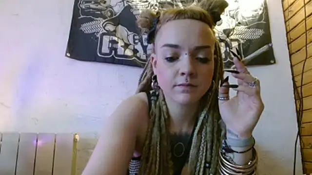 spiralhokkaido23 online show from 02-12-26, 10:43