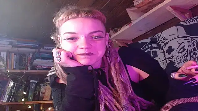 spiralhokkaido23 online show from 04-12-26, 08:41