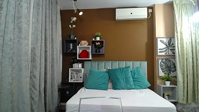 DarcyeJane online show from 01-13-26, 06:35