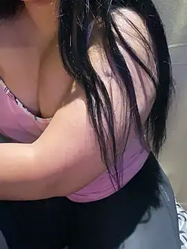 Lina Velvet  online show from 03-22-26, 04:27