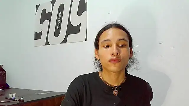 Snapshot of DeusGoth chatting on 08-01-26, 06:12 DeusGoth online show from 08-01-26, 06:12
