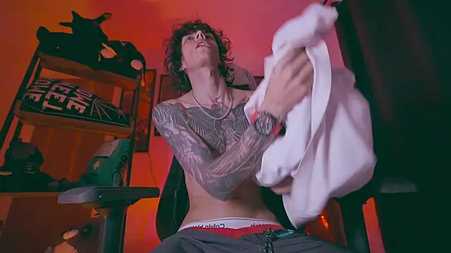 Olliver   y online show from 04-15-26, 11:38