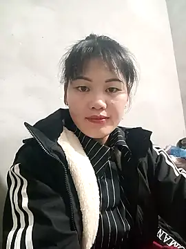 Snapshot of vitory_sexy99 chatting on 01-05-26, 11:30 vitory sexy99 online show from 01-05-26, 11:30