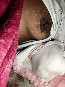 DESI COUPL4 online show from 01-10-26, 05:15