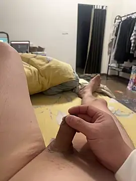 GaryWong02 online show from 01-10-26, 04:09