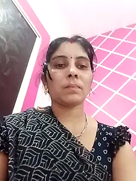 Snapshot of Hot_ree85 chatting on 02-25-26, 05:22 Hot ree85 online show from 02-25-26, 05:22