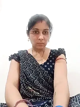 Hot ree85 online show from 03-23-26, 11:36