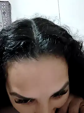 Snapshot of Larissinha015 chatting on 01-12-26, 02:50 Larissinha015 online show from 01-12-26, 02:50