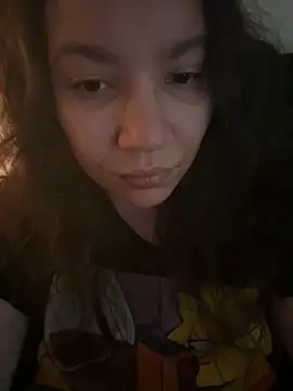 Snapshot of bellakay19 chatting on 04-09-26, 04:12 bellakay19 online show from 04-09-26, 04:12