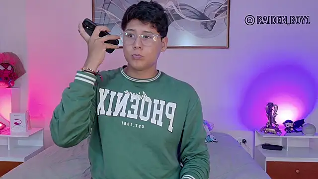 RaidenBoy11 online show from 01-05-26, 06:55