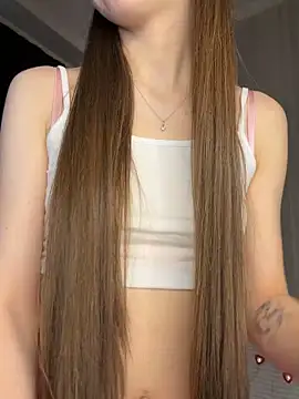 SkylineBliss online show from 02-19-26, 07:48