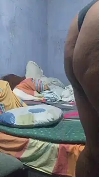 Isabel and Heckler online show from 04-12-26, 12:59