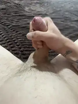 chrisst32 online show from 03-11-26, 10:54