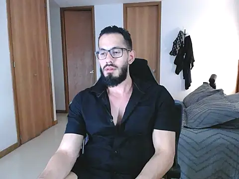 Snapshot of SlavSanz chatting on 02-07-26, 03:10 SlavSanz online show from 02-07-26, 03:10