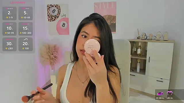 Sussan Monroe online show from 04-08-26, 09:42