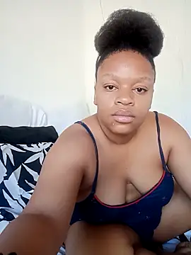 Snapshot of ThiqueAssKitty chatting on 02-07-26, 01:04 ThiqueAssKitty online show from 02-07-26, 01:04