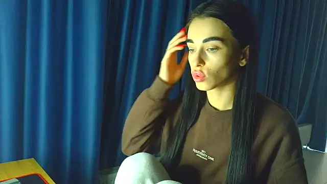 Vlada Elfie online show from 02-15-26, 12:36