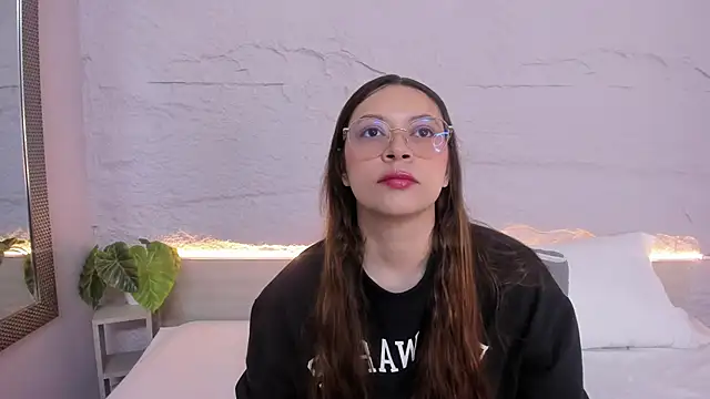 lanna 18  online show from 03-11-26, 11:49