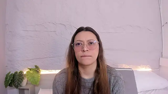 lanna 18  online show from 03-21-26, 11:37