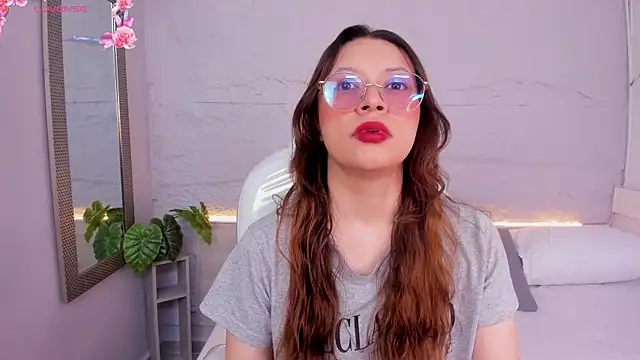 Snapshot of lanna_18_ chatting on 05-12-26, 11:51 lanna 18 online show from 05-12-26, 11:51
