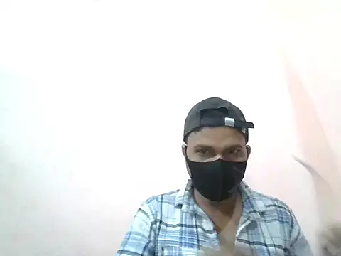 Snapshot of loveboy_aaru chatting on 01-10-26, 11:20 loveboy aaru online show from 01-10-26, 11:20