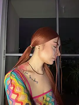 alesziarose  online show from 03-26-26, 11:43