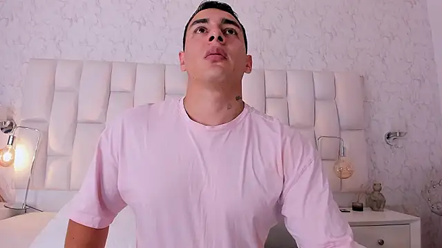 MassimoCo  online show from 03-25-26, 11:33