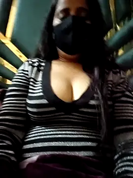 Snapshot of couple_fun_ chatting on 02-08-26, 09:40 couple fun online show from 02-08-26, 09:40