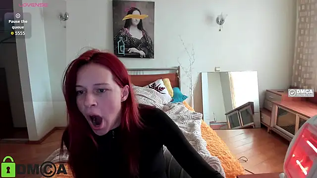 Lily Viola online show from 03-25-26, 07:25