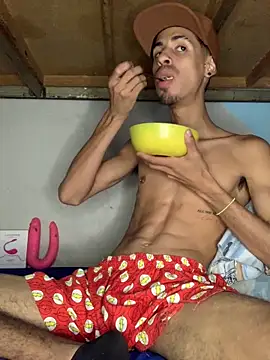 alexx 23cm online show from 02-03-26, 08:47