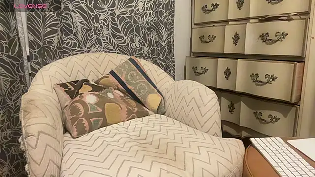 Snapshot of wolverinedream chatting on 02-02-26, 08:35 wolverinedream online show from 02-02-26, 08:35