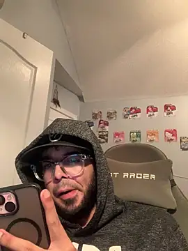 Snapshot of PRBoricua787 chatting on 07-08-26, 10:14 PRBoricua787 online show from 07-08-26, 10:14