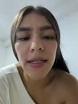 TaylorrHill online show from 03-07-26, 06:16