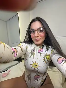 Snapshot of EVA_WILD1 chatting on 03-03-26, 01:12 EVA WILD1 online show from 03-03-26, 01:12