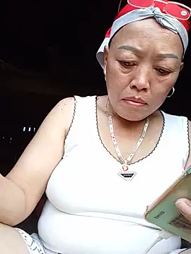 Snapshot of Agnes-baby chatting on 07-03-26, 11:16 Agnes-baby online show from 07-03-26, 11:16