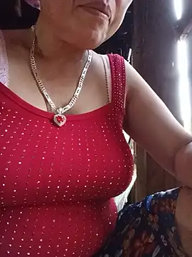 Snapshot of Agnes-baby chatting on 07-12-26, 03:08 Agnes-baby online show from 07-12-26, 03:08