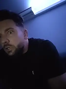 Angelo 33 online show from 04-05-26, 01:47