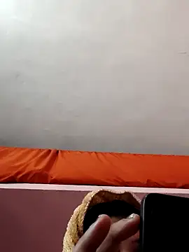 Snapshot of Romentic_lady chatting on 01-09-26, 07:44 Romentic lady online show from 01-09-26, 07:44